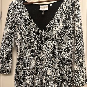 Black/White SZ L dress great for day to night frm Anthropologie
